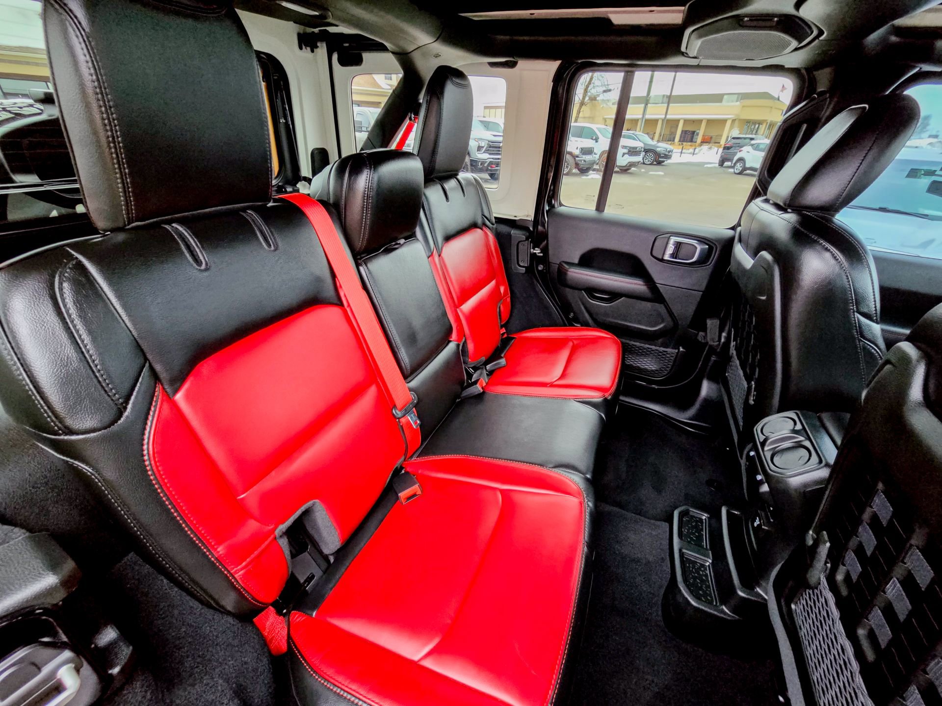 Used 2023 Jeep Wrangler Unlimited Rubicon 392 image 33