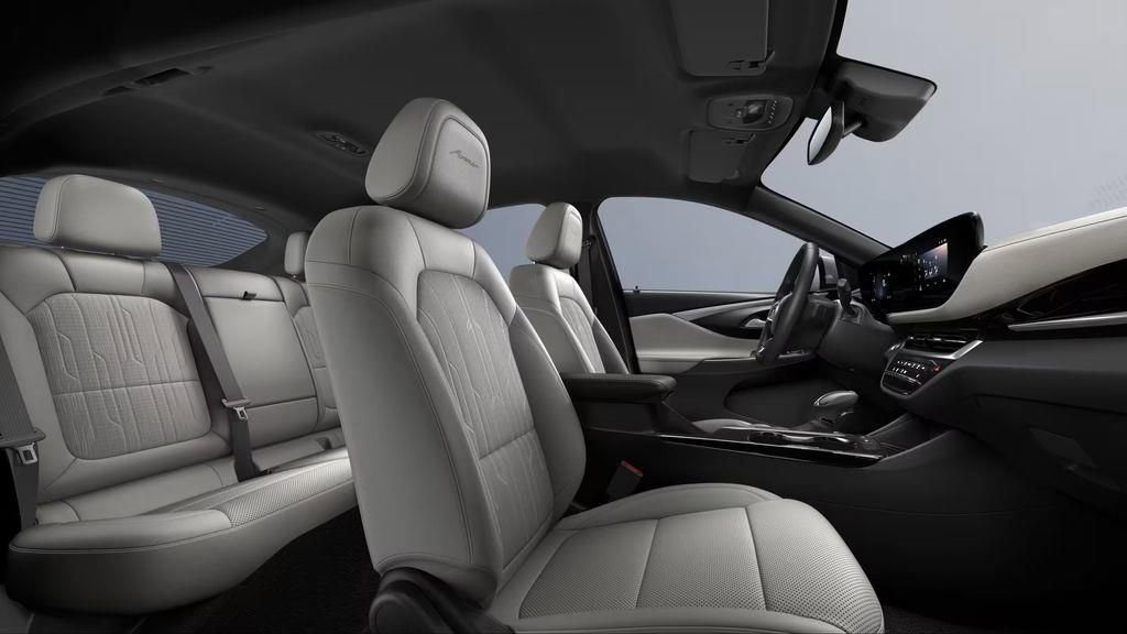 New 2026 Buick Envista Avenir image 7