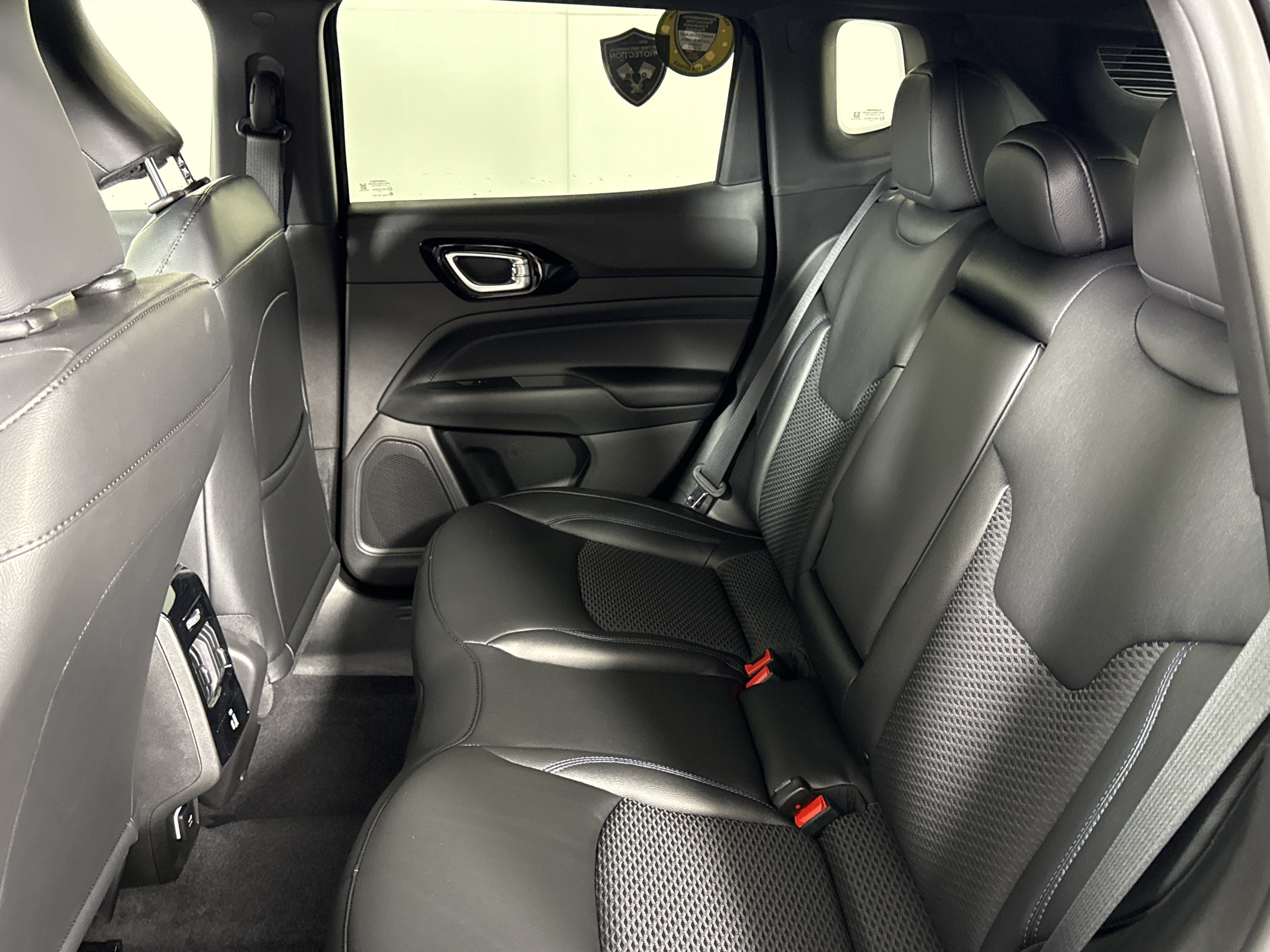 New 2026 Jeep Compass Latitude AWD/4WD image 14