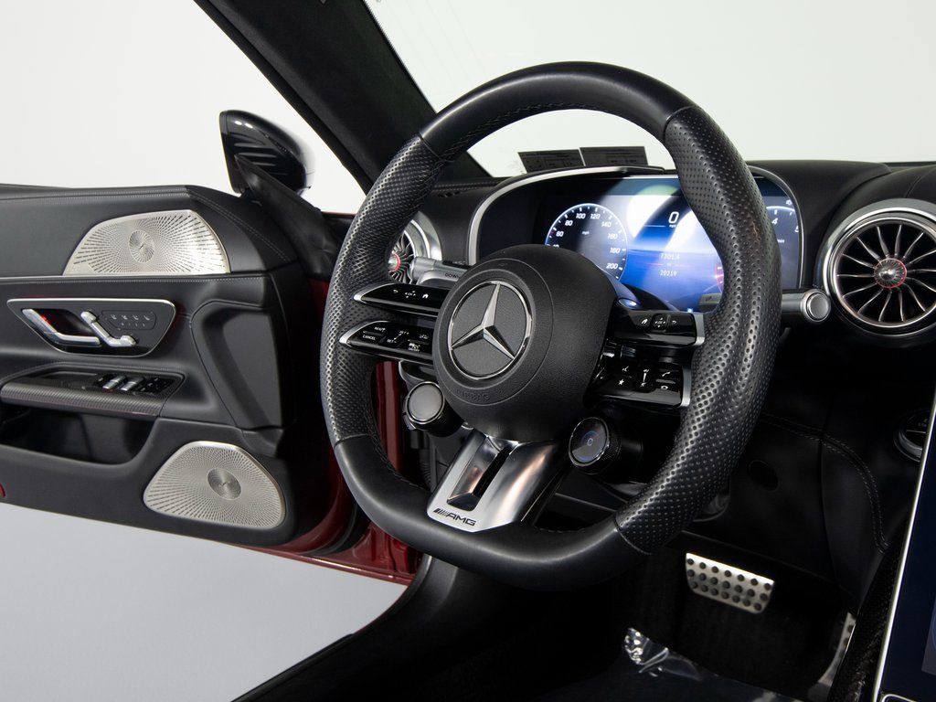 Used 2022 Mercedes-Benz SL 63 AMG 4MATIC image 31