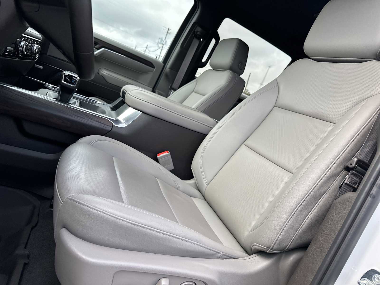 Used 2024 GMC Sierra 1500 SLT w/ SLT Premium Plus Package image 12