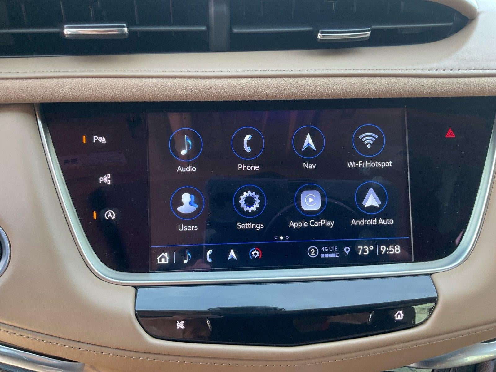 Certified 2023 Cadillac XT5 Sportv w/ Platinum Package AWD/4WD image 17