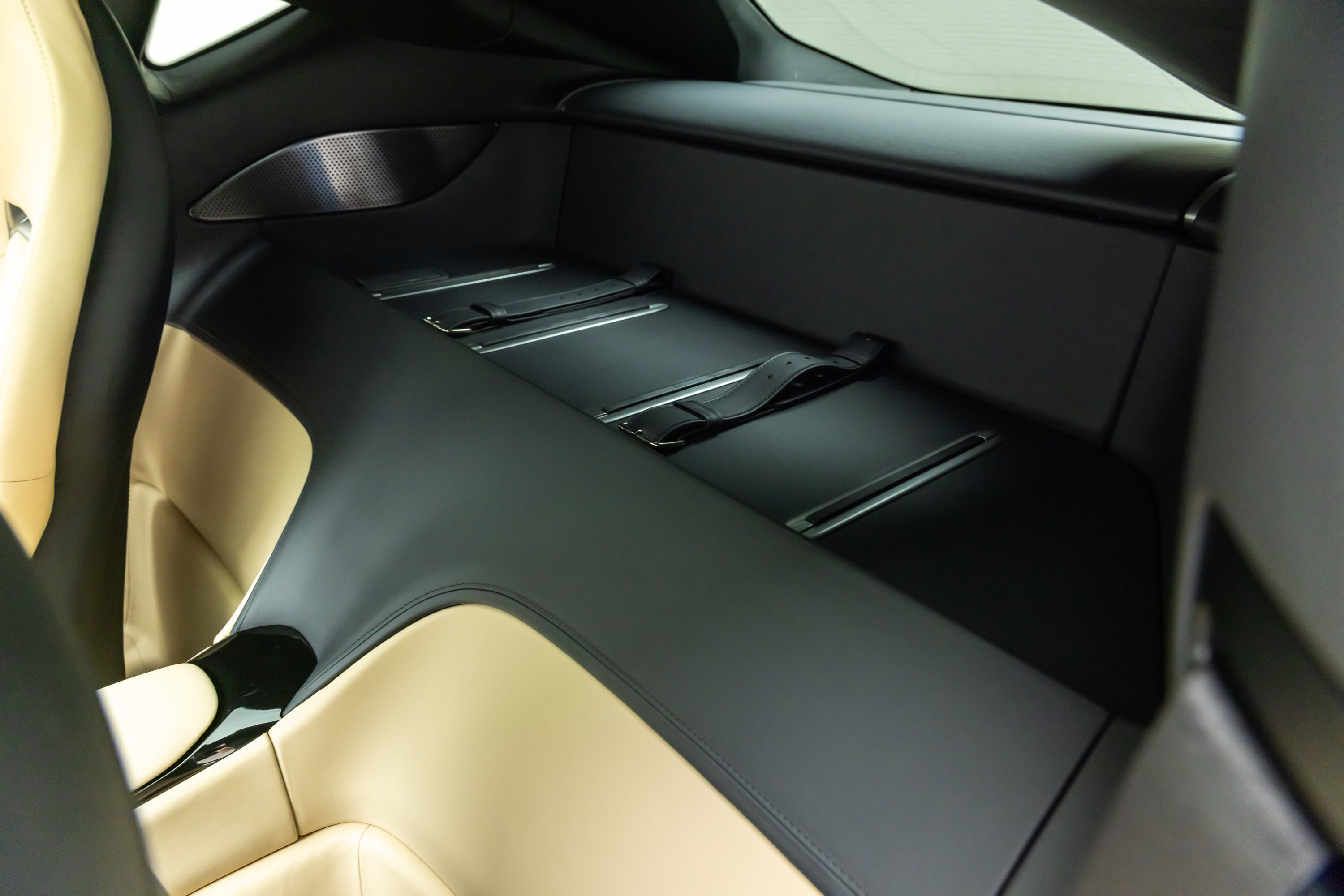 Certified 2025 Ferrari 12Cilindri image 33