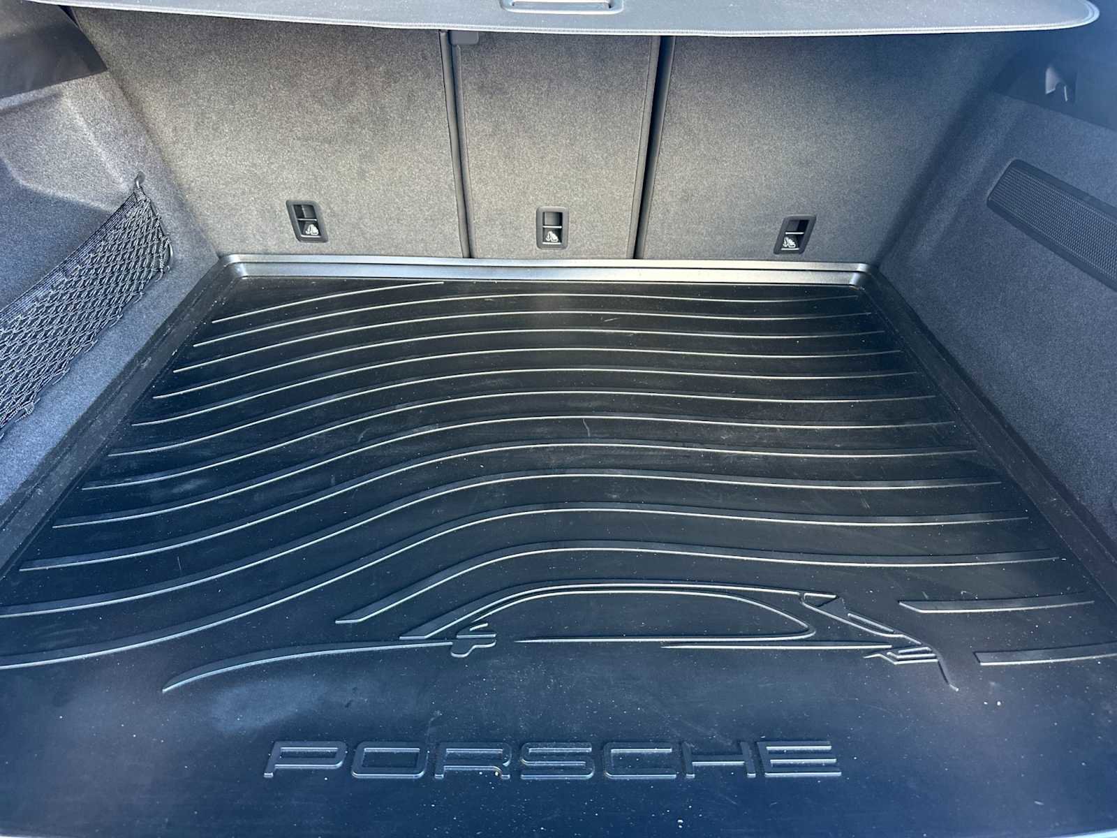 Certified 2019 Porsche Cayenne image 16