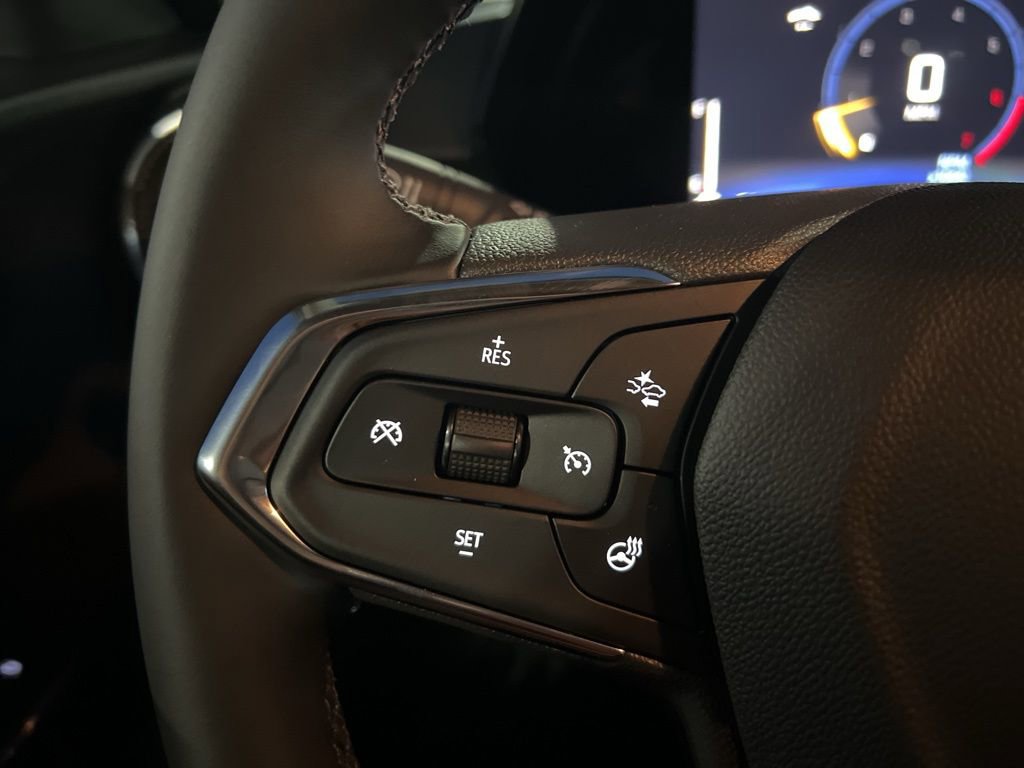 New 2026 Chevrolet Trax ACTIV w/ Sunroof Package image 16