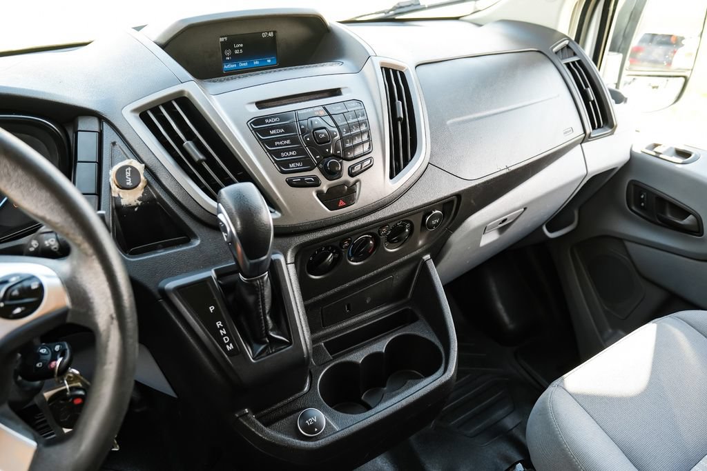 Used 2019 Ford Transit 250 130 Low Roof RWD image 19