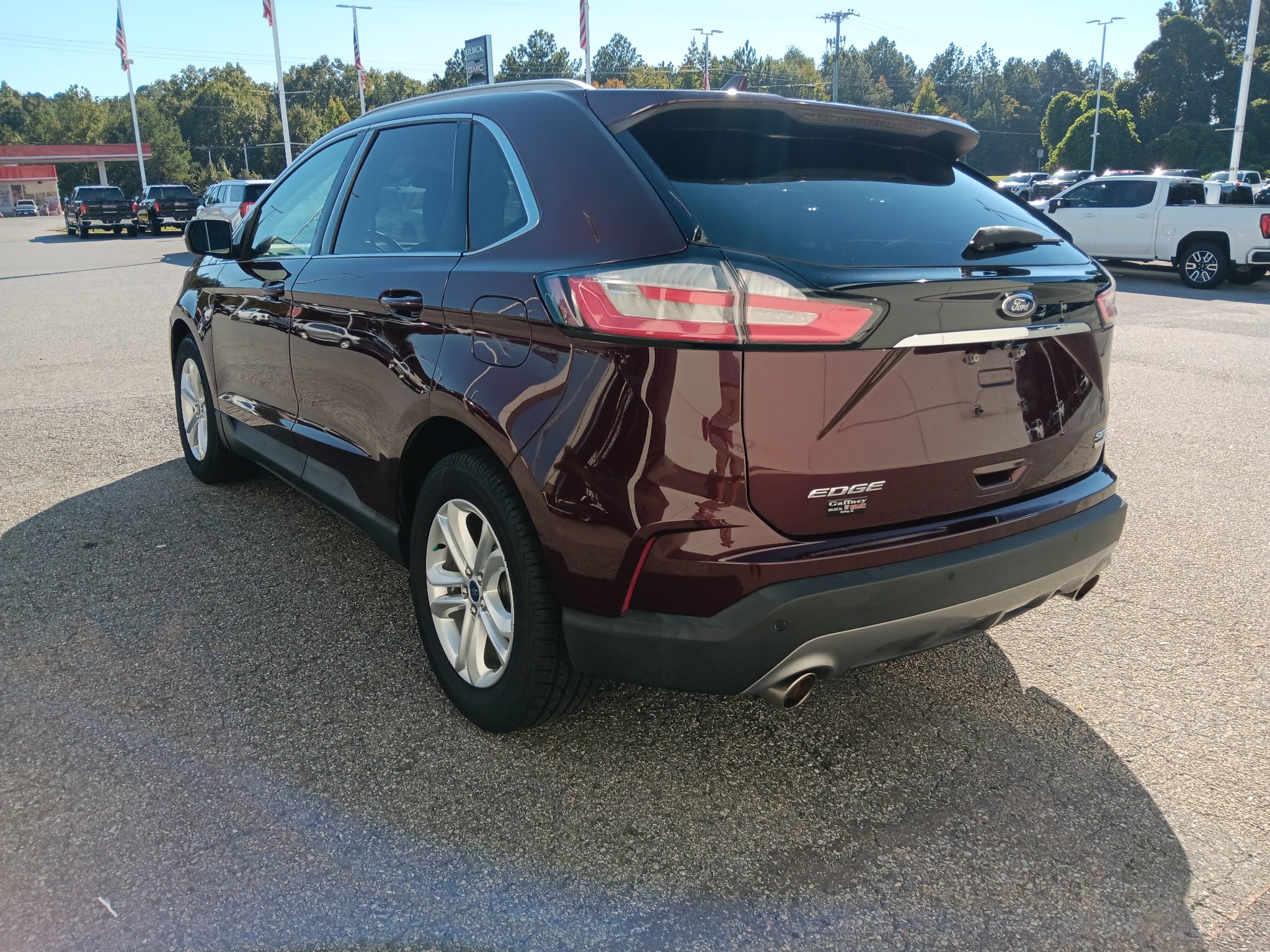Used 2020 Ford Edge SEL FWD image 5