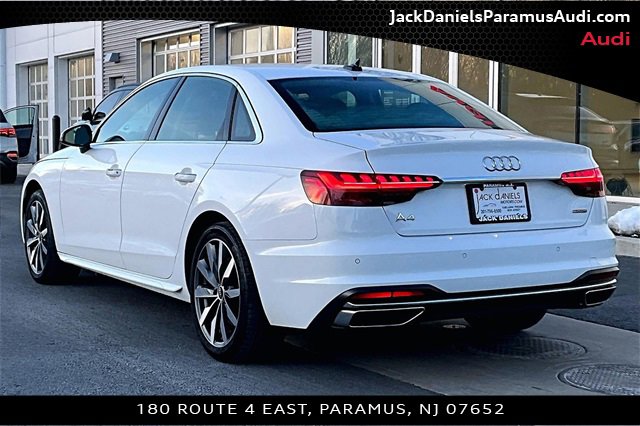 Used 2023 Audi A4 2.0T Premium w/ Convenience Package image 10