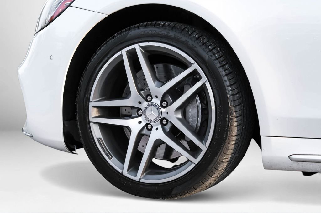 Used 2019 Mercedes-Benz S 560 4MATIC Sedan image 71