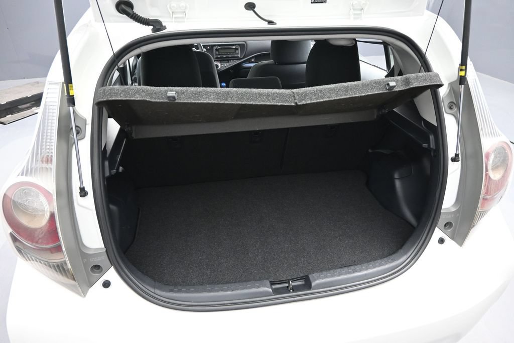 Used 2013 Toyota Prius C Two FWD image 15