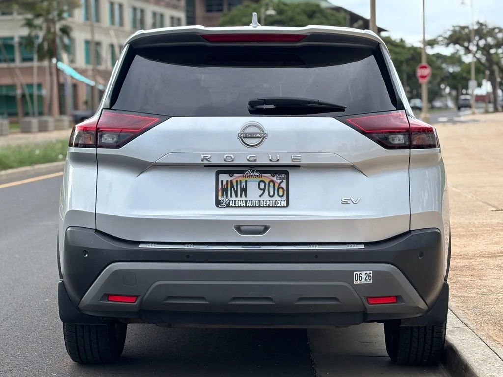 Used 2022 Nissan Rogue SV image 4