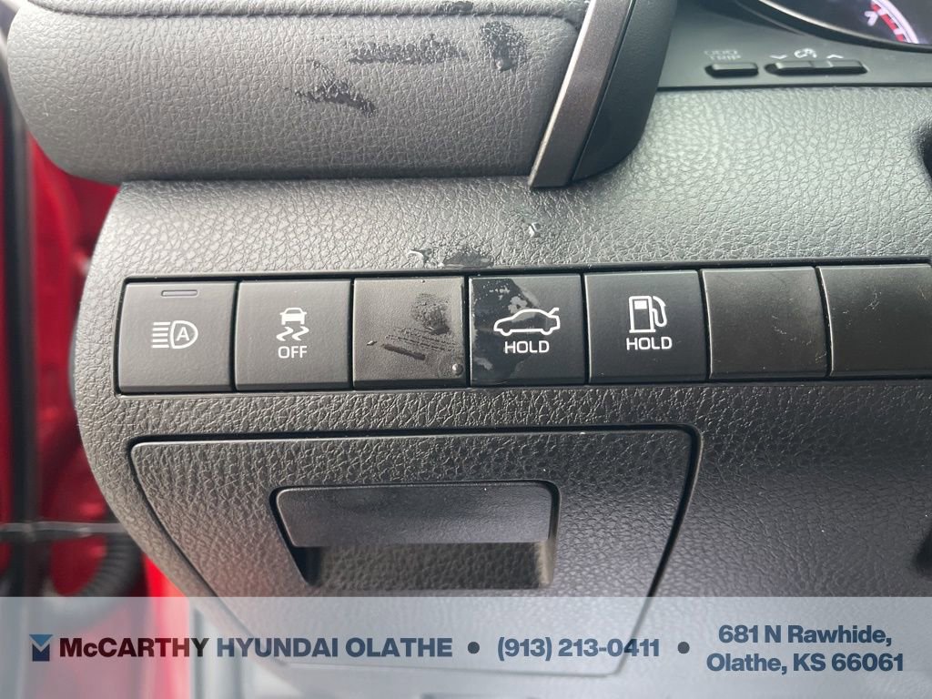 Used 2022 Toyota Camry SE image 24