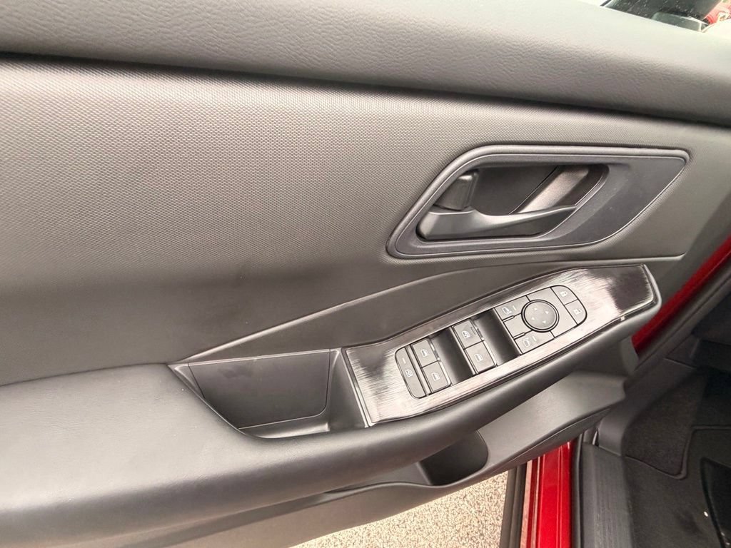 New 2026 Nissan Rogue S FWD image 14