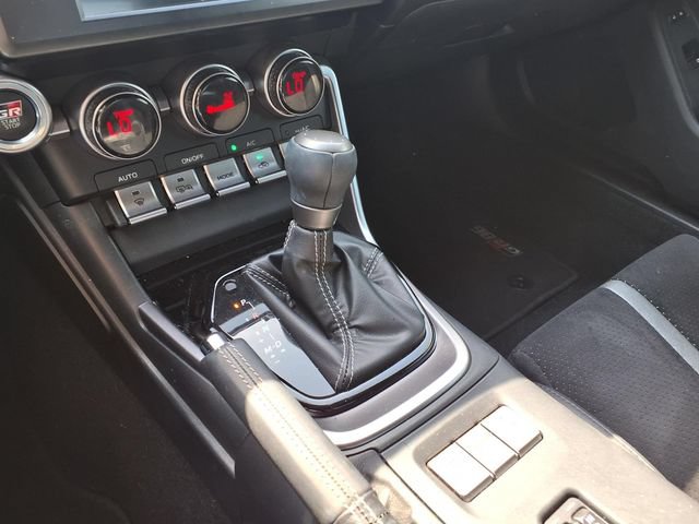 Used 2025 Toyota GR86 Premium RWD image 25
