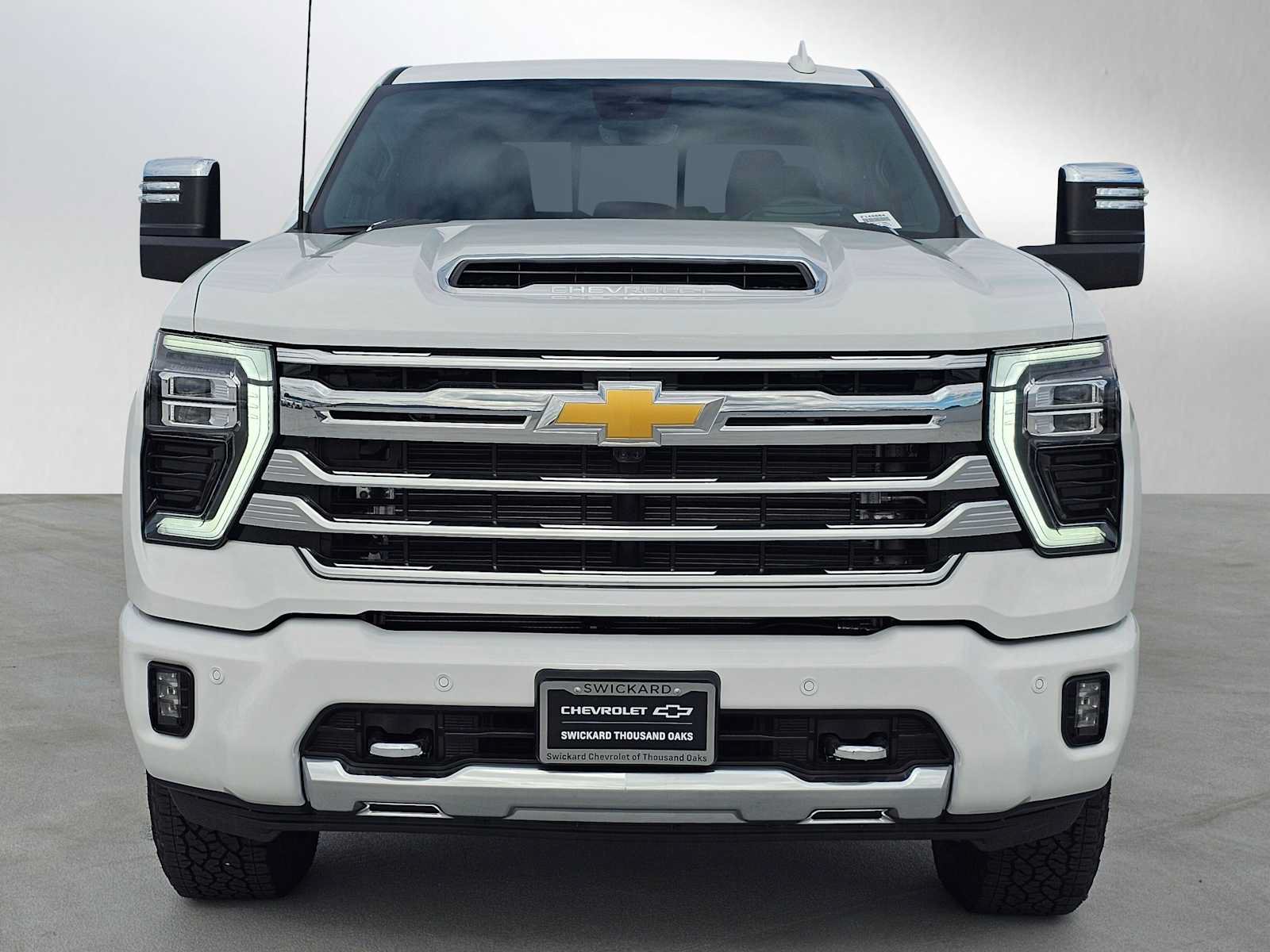 New 2026 Chevrolet Silverado 2500 High Country w/ Technology Package AWD/4WD image 8