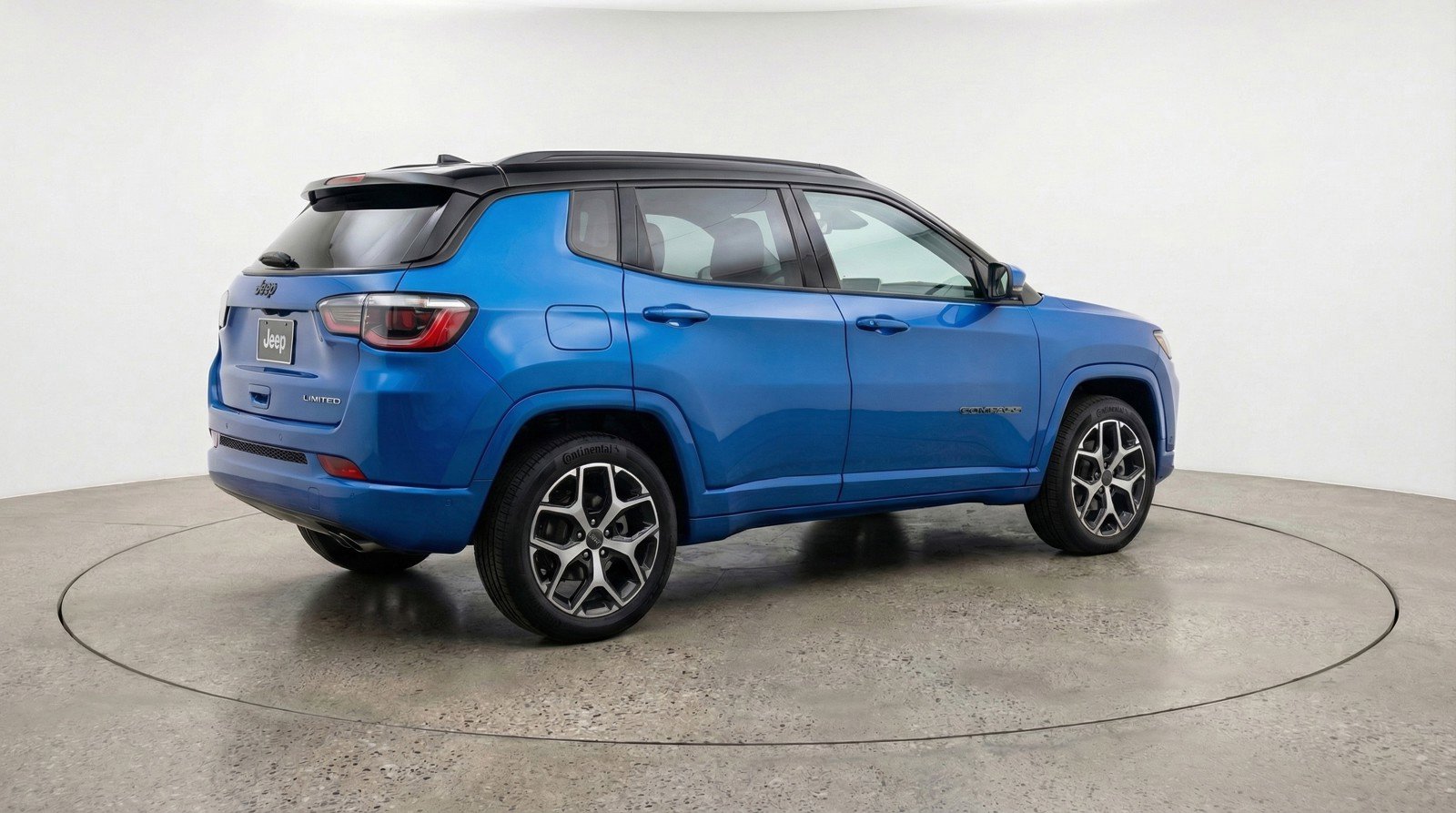 Used 2025 Jeep Compass Limited image 9