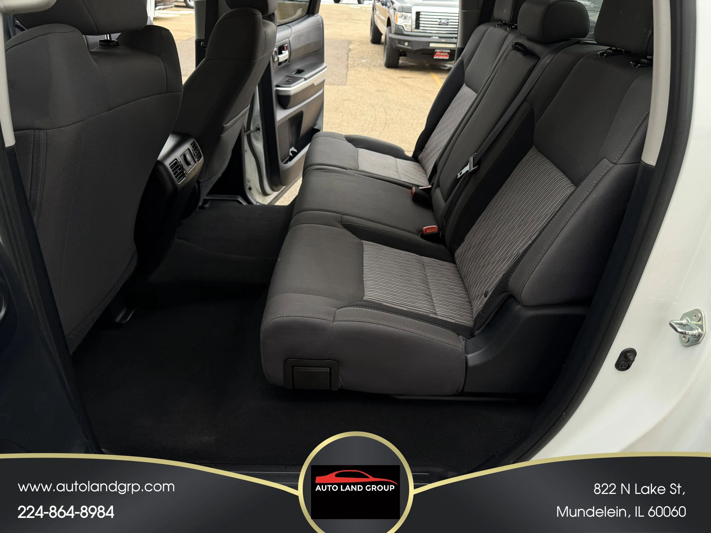 Used 2015 Toyota Tundra SR5 w/ SR5 Upgrade Package image 12