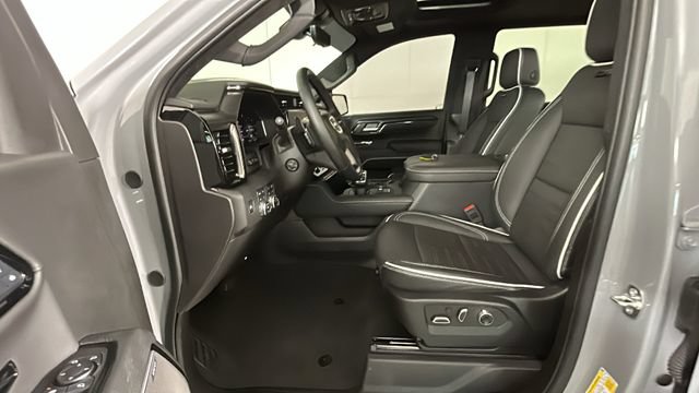 Used 2025 GMC Sierra 1500 AT4X AWD/4WD image 11