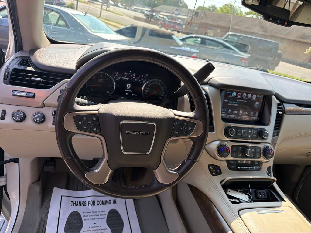 Used 2018 GMC Yukon XL Denali w/ Denali Ultimate Package AWD/4WD image 30