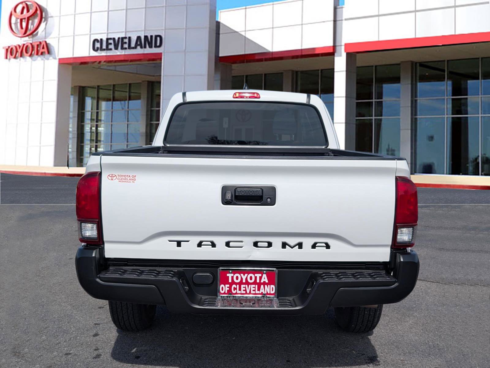Used 2023 Toyota Tacoma SR image 6