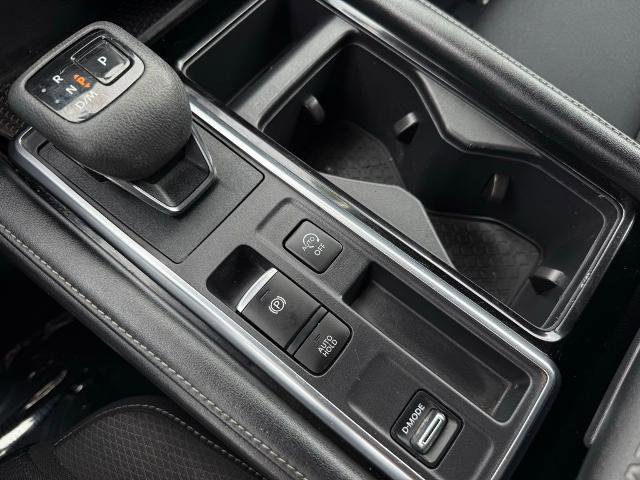 Certified 2023 Nissan Pathfinder SV image 27