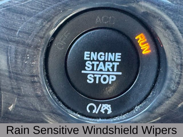 Certified 2019 Jeep Grand Cherokee Overland AWD/4WD image 36