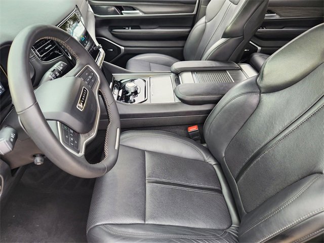 Certified 2024 Jeep Wagoneer Series II image 13