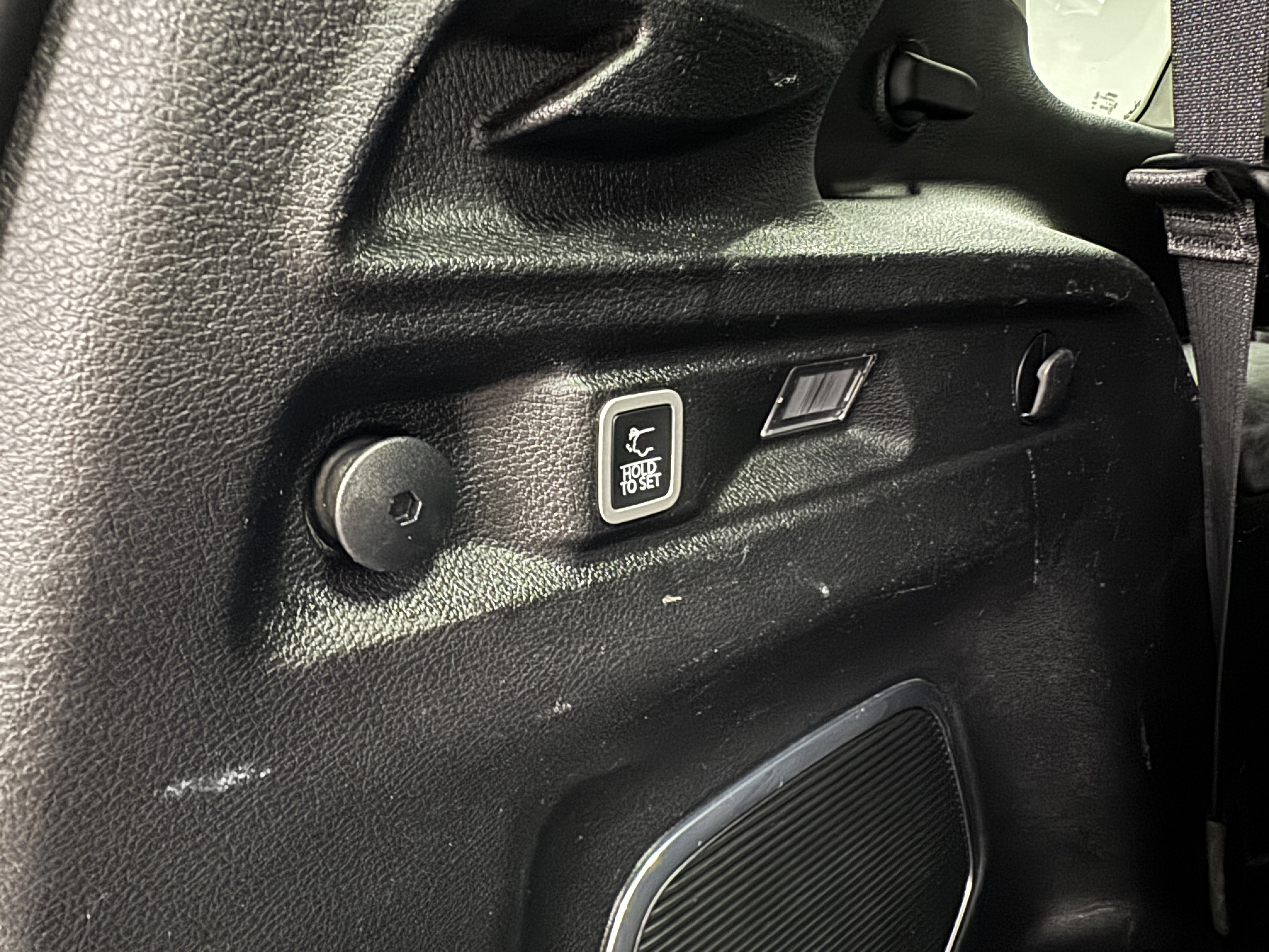 Used 2021 Jeep Grand Cherokee L Limited image 14