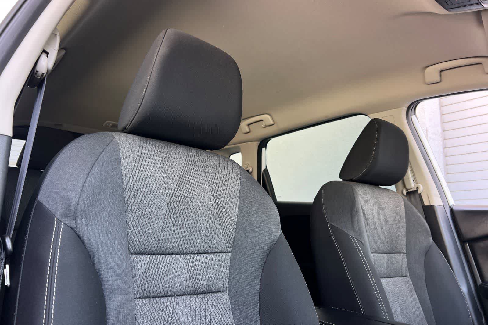 Used 2024 Nissan Rogue SV AWD/4WD image 20