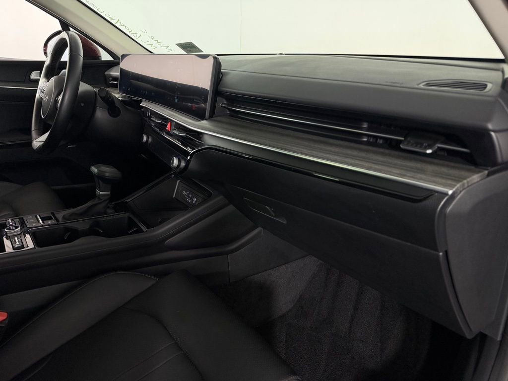 Used 2025 Kia K5 EX FWD image 31