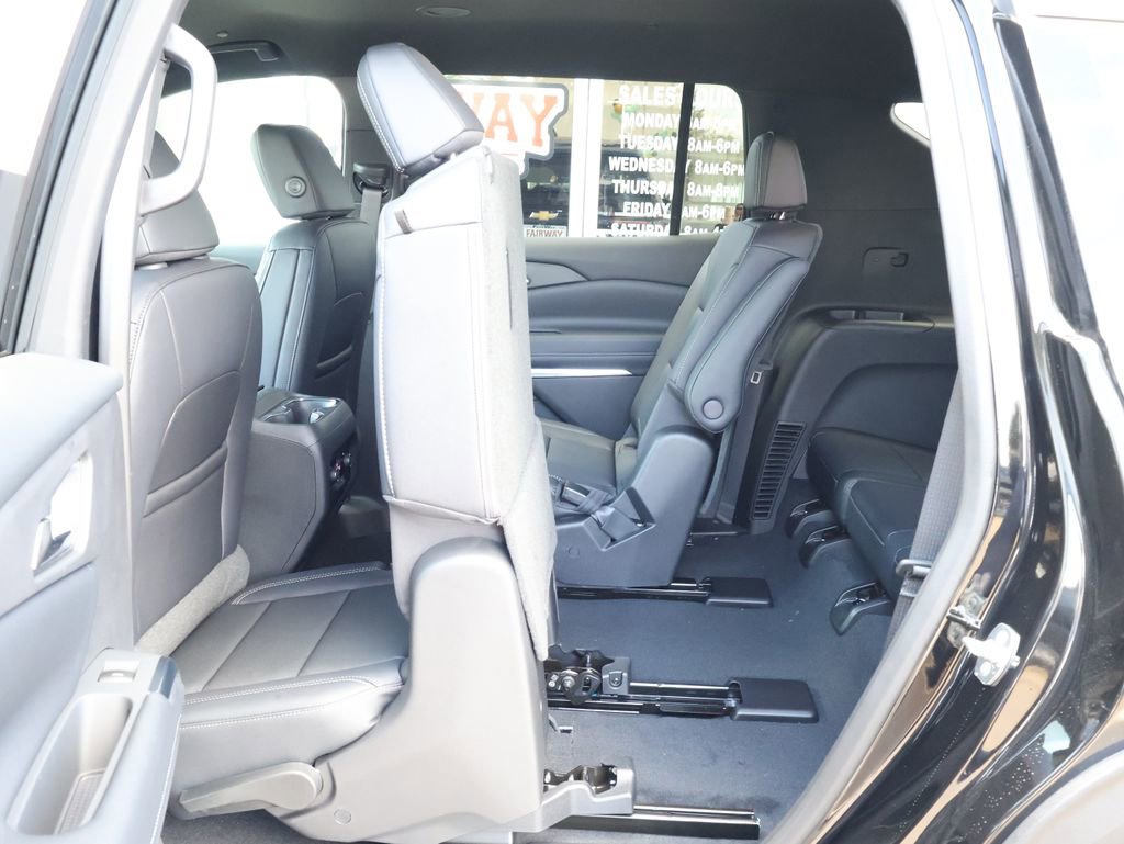 New 2026 Chevrolet Traverse LT w/ Midnight/Sport Edition image 26