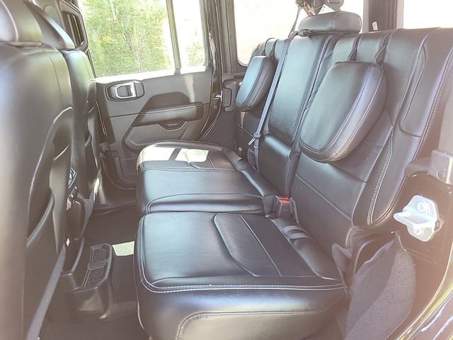 Used 2022 Jeep Wrangler Unlimited Sahara w/ Cold Weather Group AWD/4WD image 12
