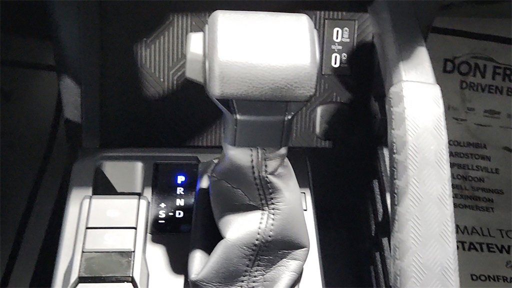 Used 2025 Toyota 4Runner SR5 image 24