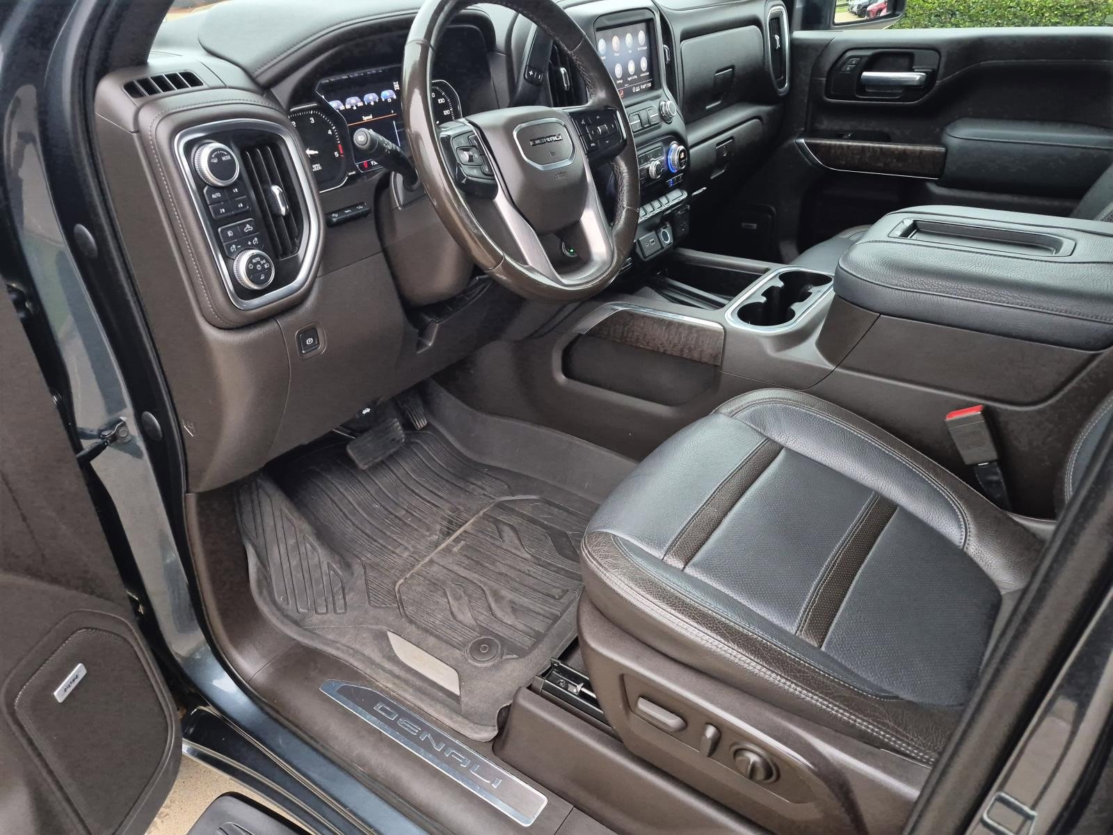 Certified 2020 GMC Sierra 2500 Denali w/ Denali Ultimate Package AWD/4WD image 12
