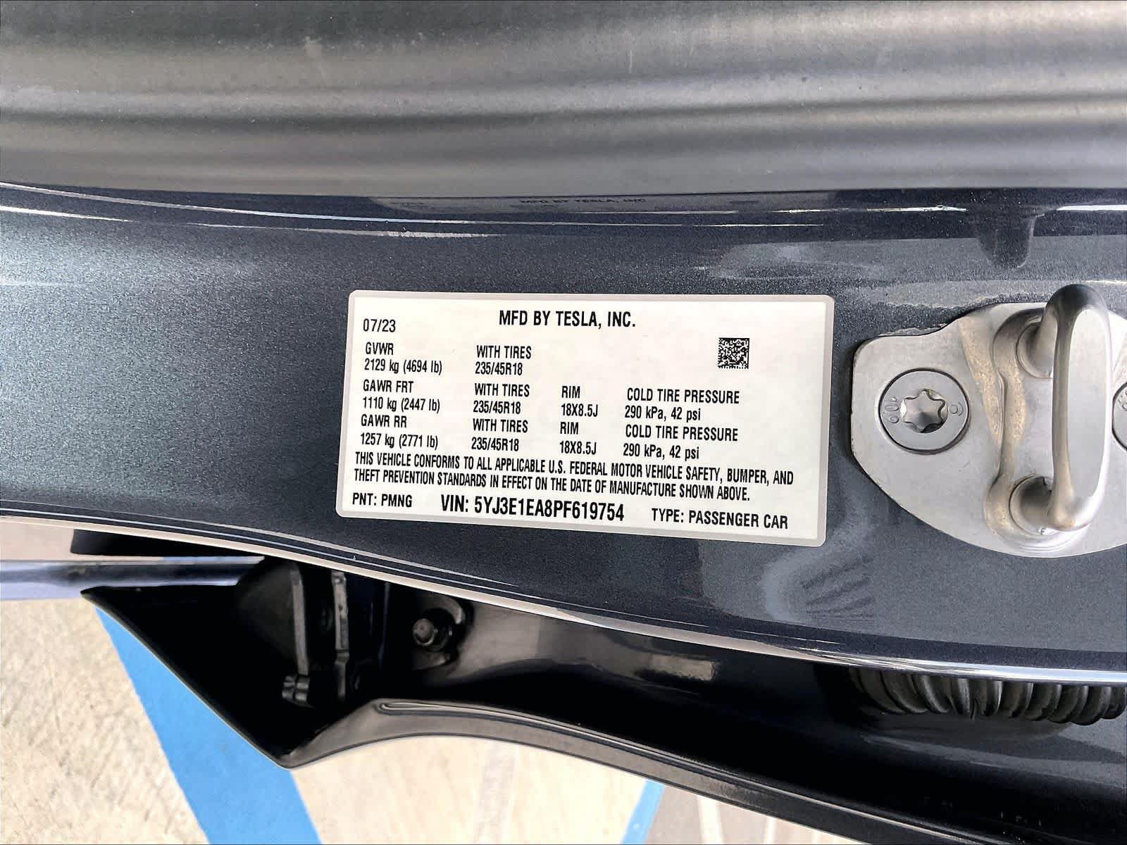 Used 2023 Tesla Model 3 Standard Range RWD image 32