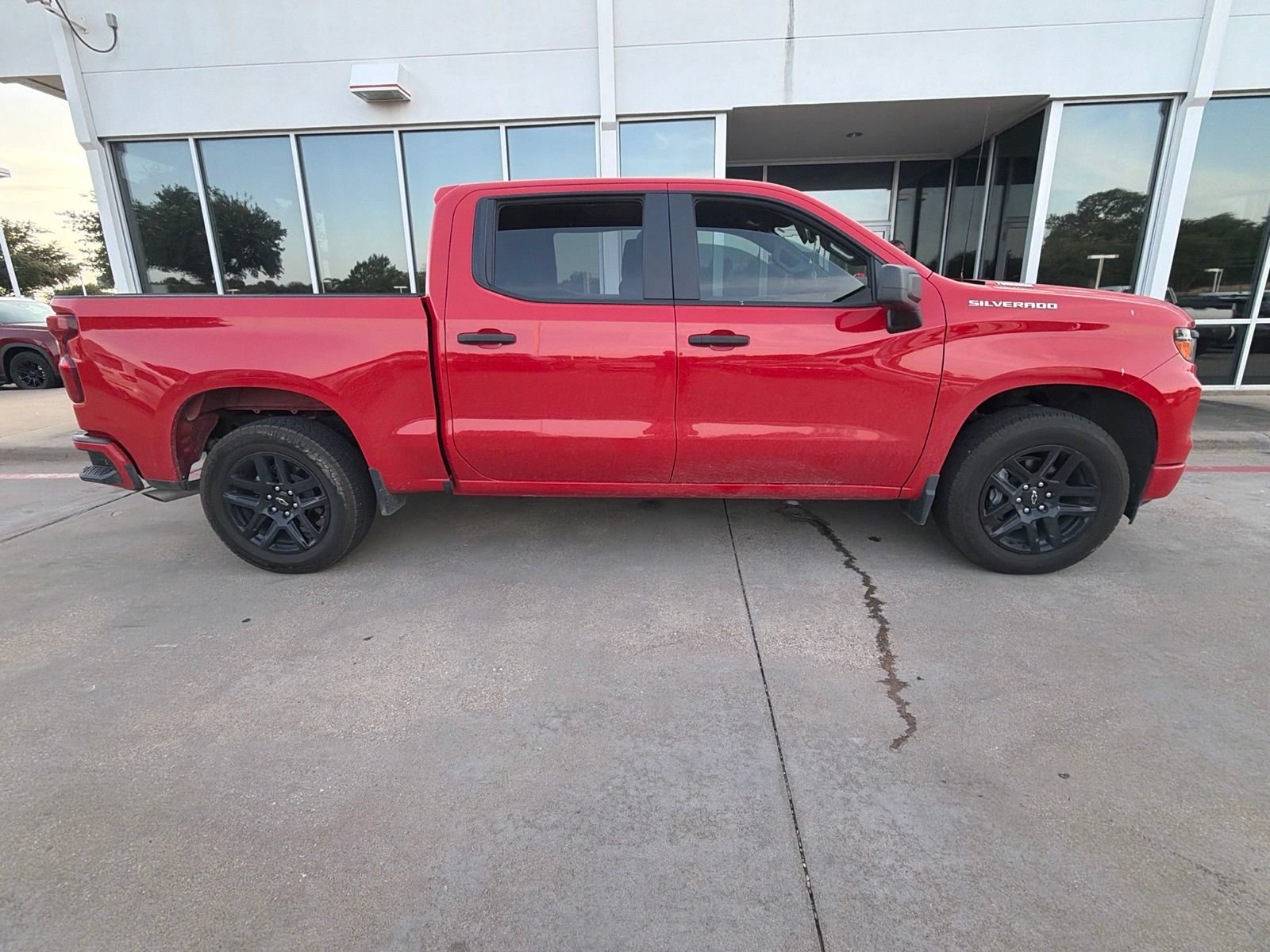 Used 2026 Chevrolet Silverado 1500 Custom RWD image 5