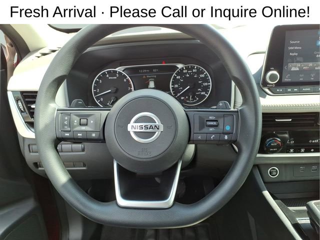 Used 2021 Nissan Rogue SV image 16