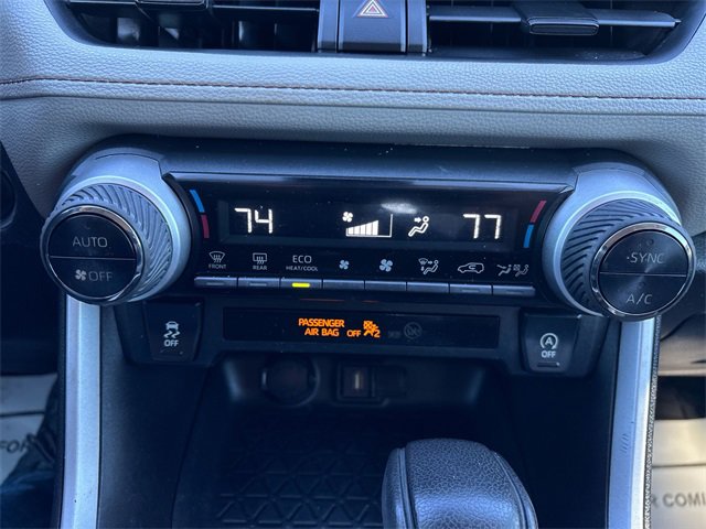 Used 2021 Toyota RAV4 XLE image 27