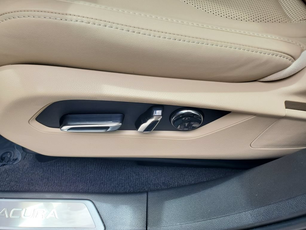 Used 2023 Acura RDX w/ Technology Package FWD image 18