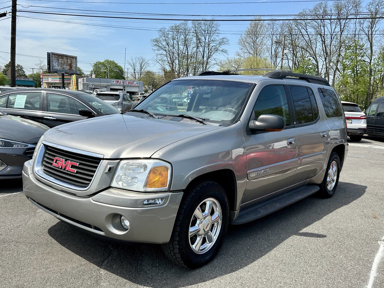 Used 2003 GMC Envoy XL SLT image 3