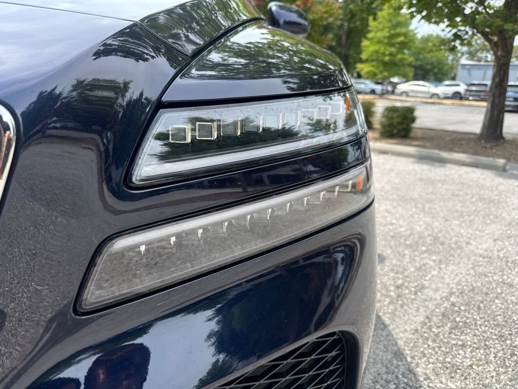 Certified 2025 Genesis GV80 3.5T Prestige AWD/4WD image 4