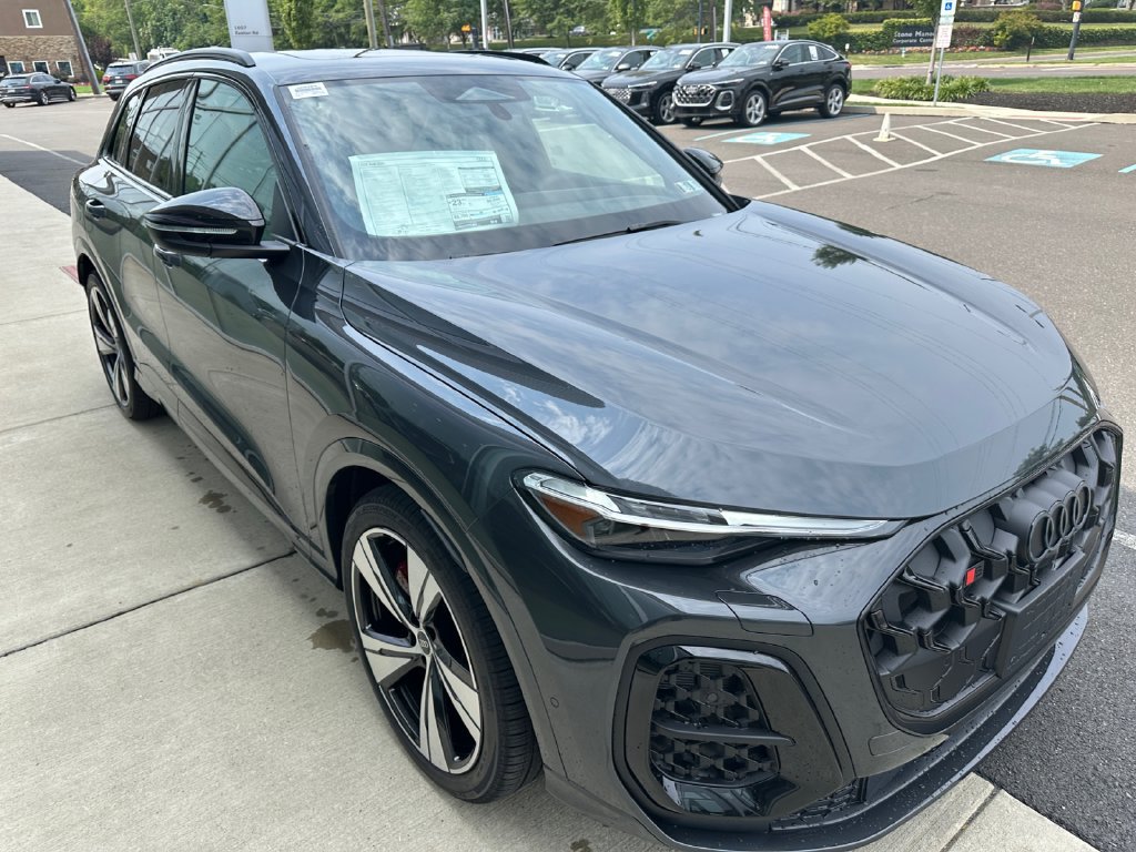 New 2026 Audi SQ5 Premium Plus AWD/4WD image 18