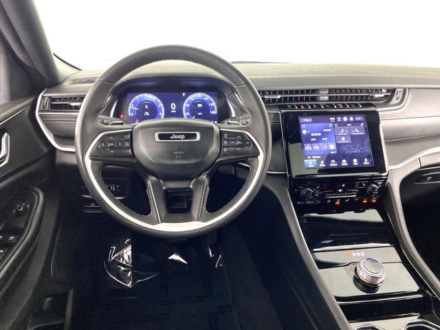 Used 2023 Jeep Grand Cherokee L Laredo AWD/4WD image 20