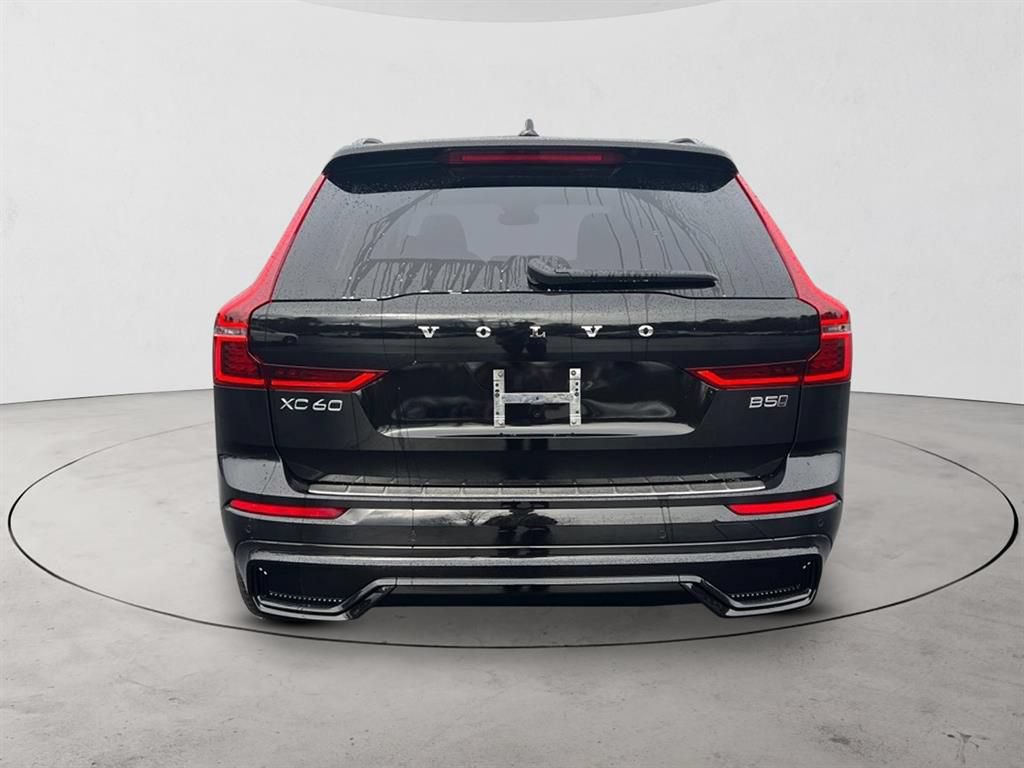 New 2026 Volvo XC60 B5 Plus w/ Protection Package Premier AWD/4WD image 4
