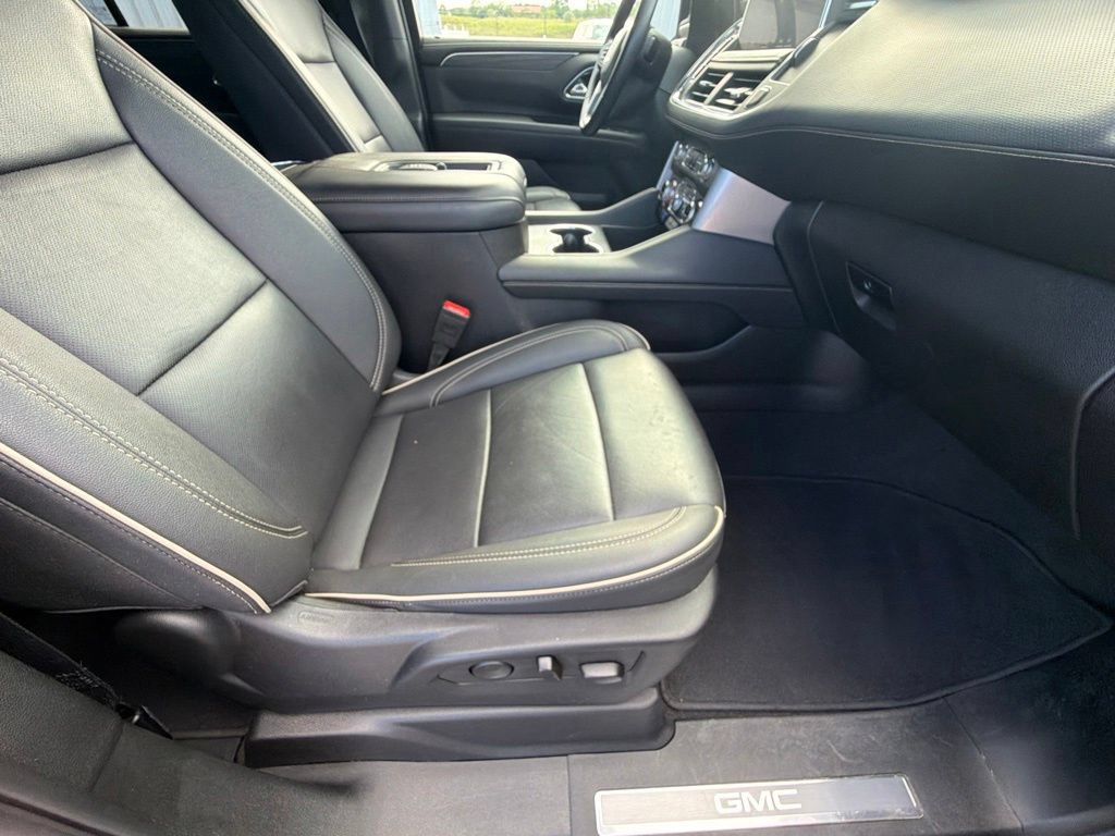 Used 2024 GMC Yukon SLT AWD/4WD image 44