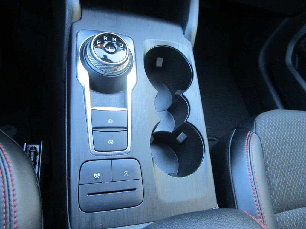 Used 2025 Ford Escape ST-Line image 34