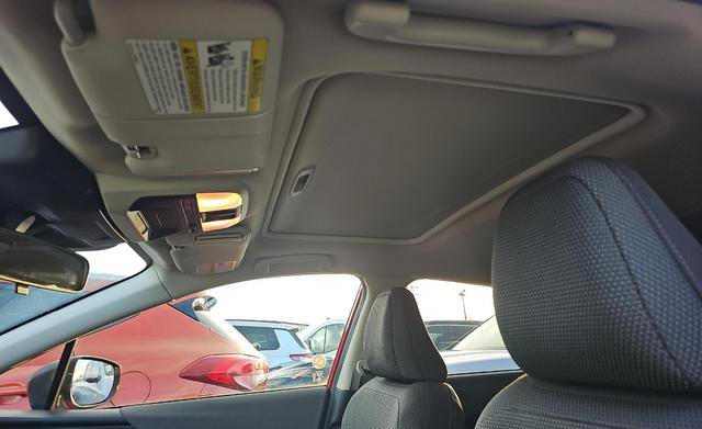 Used 2024 Subaru Crosstrek 2.0i Premium image 6