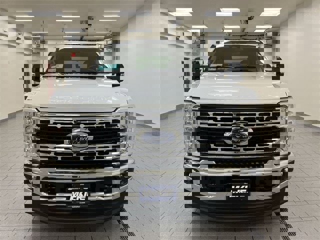 Certified 2024 Ford F350 XLT image 3