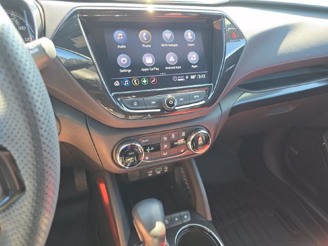 Used 2022 Chevrolet TrailBlazer RS w/ Technology Package FWD image 30