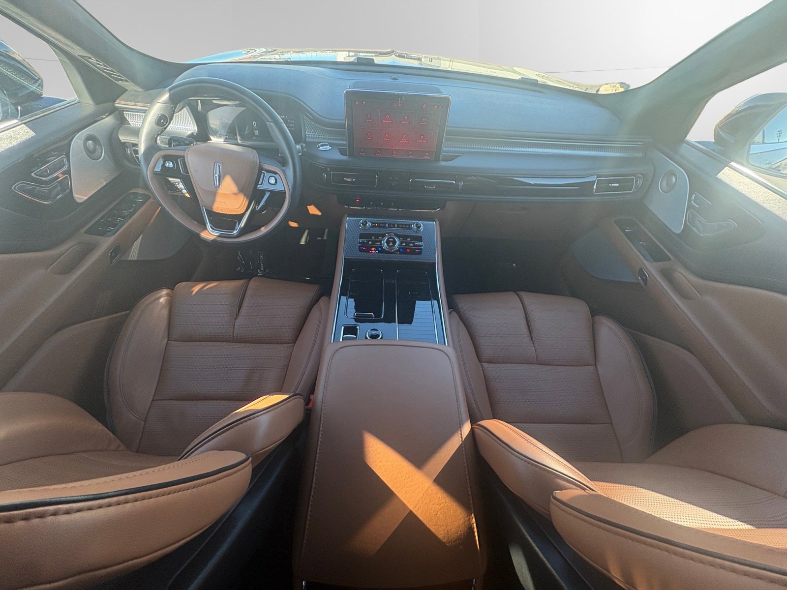 Certified 2024 Lincoln Aviator Black Label w/ Dynamic Handling Package image 10